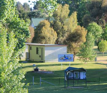 Snowy River Holiday Park from Dalgety Bridge